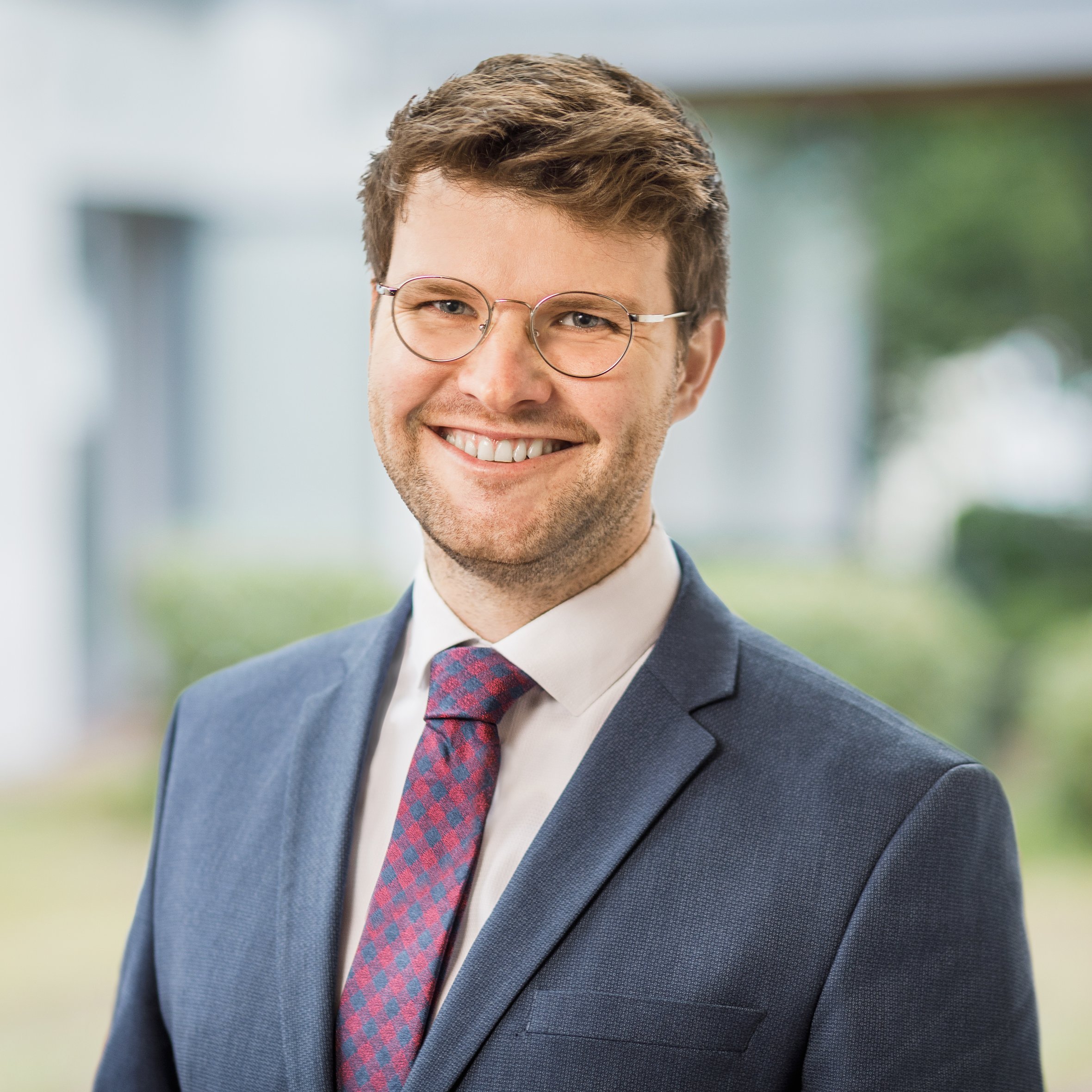 Dr. Lucas Hüer